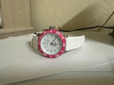 Unisex Nautica N11603G NSR 100 J-Class  Pink bezel white dial Watch NEW - Image 1 of 4