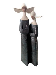 VTG Lladro Porcelain Figurine of 2 Nuns, Spain/ Catholicism, 13 Inches Tall - Picture 1 of 5