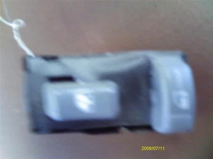 98 TAHOE ELECTRIC DOOR SWITCH - Picture 1 of 1