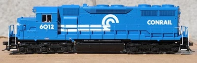 HO Atlas EMD SD35 Low Nose CONRAIL  Diesel Locomotive #6040 w/DCC - Image 1 of 4