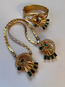 Vintage Parure Armreif goldfarben mit grünem & klarem Strass Swirl Spray aufklappbar - Bild 1 von 16
