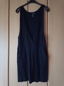 Schönes schwarz Kleid Gr.36/38 mit tiefem Ausschnitt von Rainbow - Bild 1 von 4
