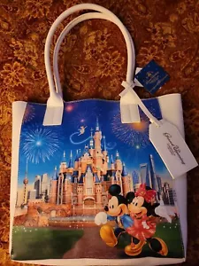 NWT Disney Shanghai Grand Opening Castle Tote Purse RARE - Picture 1 of 11