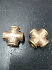 (2) 33950-02-02-02-02 Red Brass Pipe 1/8 NPT Female Cross Fitting - Picture 1 of 1