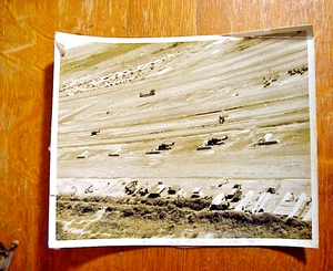 PHUOC VINH Flugplatz VIETNAM 1967 mit Helocopters Häcksler auf Asphalt 8X10 FOTO - Bild 1 von 9