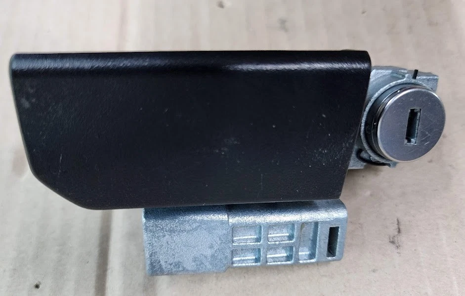 Mango de bloqueo de pestillo de caja de guantes negro Honda Pilot 2009-2015 OEM 77540-SZA-A01ZB Foto 1 de 4