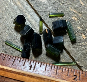 LOTE GEMA TURMALINA VERDE RARA HERMOSA AAA+ CRISTAL NATURAL BRASIL 32ct* - Imagen 1 de 5
