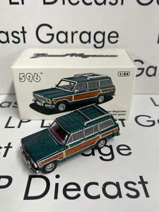 Modellino Jeep Wagoneer 596 verde con lati in legno pressofuso 1:64 - Foto 1 di 2