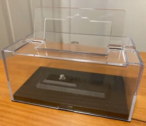 Carrying/Display Clear Box w/ Built-in Mount for Polaroid XS100 Action Camera - Picture 1 of 5