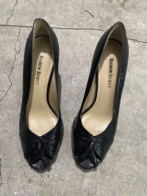 Zapatos de salón Karen Scott para mujer negros peep-toe talla 6 tacón alto usados Foto 1 de 4