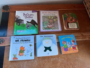 Lot of Mini Richard Scarry’s MR. FRUMBLE Pop-Up Book Ever! THE SNOWMAN Hardcover - Picture 1 of 10