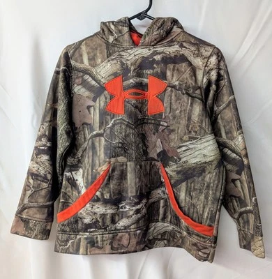 Chaqueta con capucha Under Armour juvenil camuflada juvenil grande Foto 1 de 4
