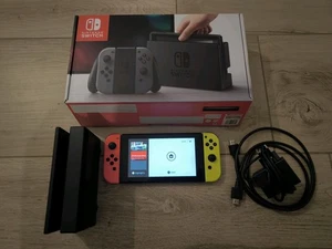 Nintendo Switch V1 (2017) Modell HAC-001 Konsole *für Kenner* bitte lesen - Bild 1 von 2