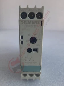 Siemens 3RP1525-1AP30 Time Relay - Picture 1 of 7