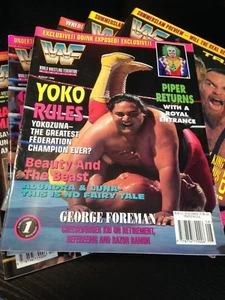 Revista WWF WWE AGOSTO 1994 - Cubierta Yokozuna + Catálogo de Mercancías - Imagen 1 de 3