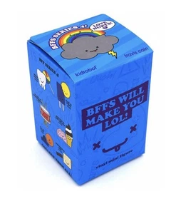 Mini Figura Vinilo Kidrobot BFF Serie 4 - Súper Rara, Sellada, Nueva - Imagen 1 de 22