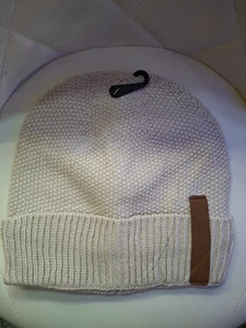 Italy DAMEN WINTER  STRICK MÜTZE  KOPFBEDECKUNG Feinstrick  gefüttert beige - Bild 1 von 2