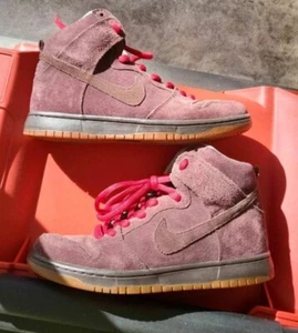 Size 8.5 - Nike SB Dunk High Pro Budweiser - Picture 1 of 8