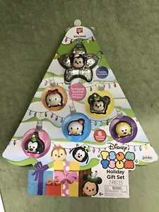 Disney Tsum Tsum Holiday Gift Set w/Tsparkle Holiday Mickey & 6 Seasonal Figures - Picture 1 of 2