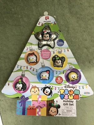 Conjunto de presente de férias Disney Tsum Tsum com Tsparkle Holiday Mickey e 6 figuras sazonais - Imagem 1 de 2