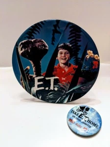 Vintage E.T. Extra Terrestrial Large 6" Pin and 1982 Promo Pin Set of 2 Pins - Picture 1 of 6