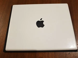Coque Arrière Ecran Blanc Apple iBook G4 Plasturgie Arrière Ecran - Picture 1 of 2