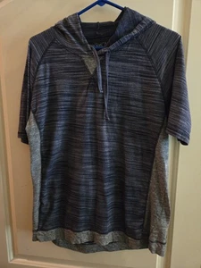 Broken Threads Large Short Sleeves Hooded Shirt - Picture 1 of 7
