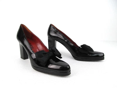 Yves Saint Laurent Paris Women's Black Leather Pumps Bow Detail Size 7.5 AAA - Image 1 of 4