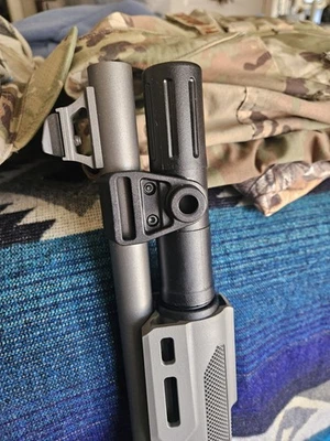 Extensión de tubo Beretta 1301 Plus 2 con abrazadera de barril y soportes de eslinga QD Foto 1 de 4