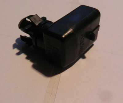 GM Ambiant temperature sensor OEM Chevrolet Volt 2011-15 - Image 1 of 3