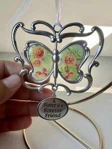 A4 Una sorella è un'amica per sempre che gira farfalla 3D ornamento decorazione intera regalo - Foto 1 di 4