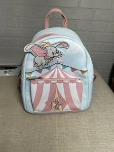Dumbo Mini Zaino Rosa Loungefly Disney Con Etichette Tenda Circo Volante Elefante - Foto 1 di 20