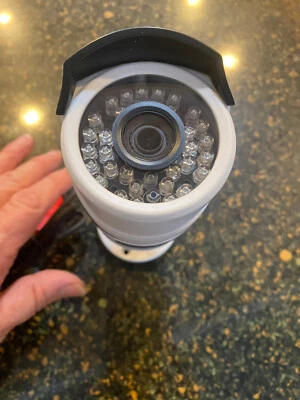 ZOSI 1AC-2612T-W-N Indoor and Outdoor Bullet Security Camera - Image 1 of 4