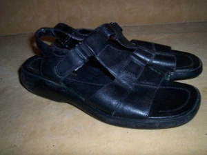 Easy Spirit Eskirk Leather Flat Hiking Sandals Women's Size 7 (N) AA Black - Picture 1 of 1