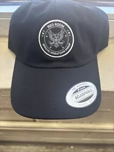 Gorra Lioness Red Room Special Operations Group Paramount + Cast Crew Yupoong - Imagen 1 de 3