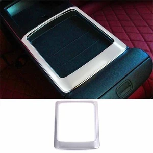 Panel portavasos de agua trasero de acero para Benz Clase C W206 22-23 cubierta plateada - Imagen 1 de 8