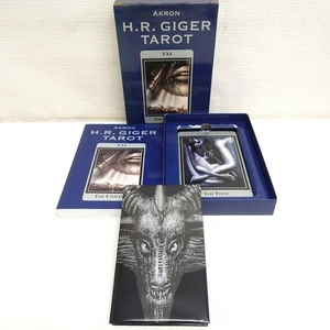 H.R. GIGER TAROT AKRON 2000 Arcana cards Book Poster Set Alien - Foto 1 di 15