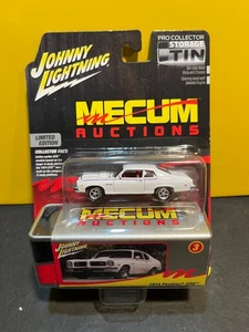 1/64 JOHNNY LIGHTNING TIN MECUM AUCTION 1974 PONTIAC GTO WHITE & RED INTERIOR - Picture 1 of 2
