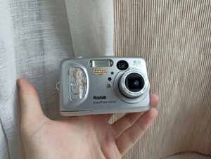 🔥Cámara compacta digital Kodak EasyShare CX6230 plateada de 2,0 MP🔥Juego COMPLETO que funciona🔥 - Imagen 1 de 7