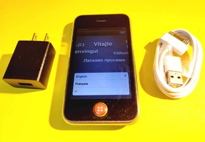 *ROGERS & CHATR ONLY* APPLE IPHONE 3GS A1303 8GB CELL PHONE CELLULAR IOS BLACK - Image 1 of 4