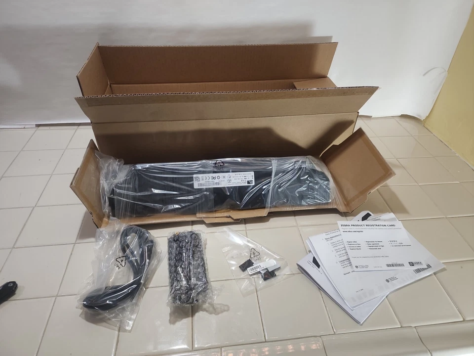 ZEBRA MZ POWER STATION 4 Slot Charger W/ Power Supply for  MZ 320 MZ320 MZ220 - Image 1 of 4