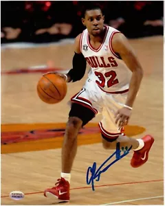 C.J. Watson-Chicago Bulls-Autographed 8x10 Basketball Photo - Picture 1 of 1
