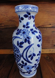 Chinese Blue & White Porcelain Vase Hand-Painted Fish Floral Qianlong Style Vtg. - Picture 1 of 15