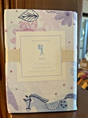 Funda de almohada Pottery Barn Pony Horse vacaciones púrpura rosa flor escuela aria niña = Foto 1 de 4