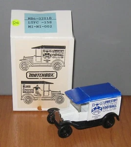 Matchbox Superfast MB44 Modell T Ford Van Lowestoft Town FC mit blauem Dach - Bild 1 von 2