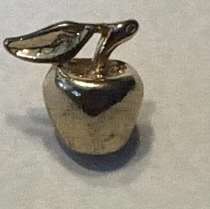 Vtg Gold Tone Apple Fruit and Leaf Lapel Tack Pin Brooch - Picture 1 of 2