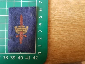 London District Cloth Formation Badge - FREE POSTAGE INCLUDED - Picture 1 of 4