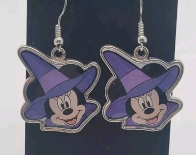 Pendientes colgantes Disney’s Minnie Mouse bruja Halloween púrpura moda 1 pulgada Foto 1 de 4