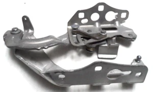 Mercedes Benz A 2058800828 Left Side Hood Hinge - Picture 1 of 8