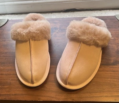 Zapatillas para mujer UGG Scuffette II - Rubor beige, talla 7 - Nuevas en caja Foto 1 de 4